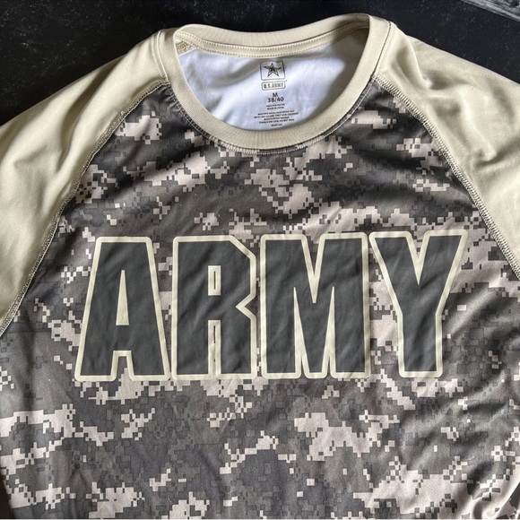 US ARMY Men’s Active Style S/S Camo Pattern Shirt Size M - Picture 2 of 10